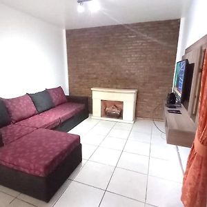 Apartamento Estándar de 3 Dormitorios